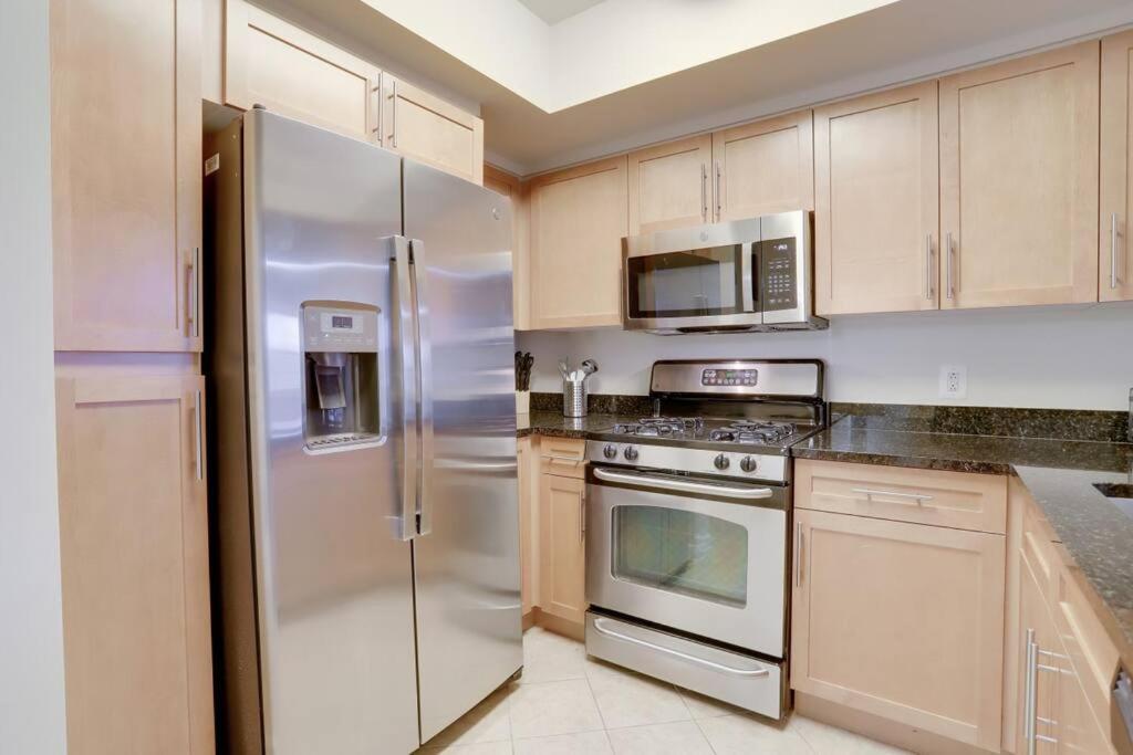 Fantastic 2 Bedroom Condo At Pentagon City With Pool&Gym Arlington Exteriér fotografie